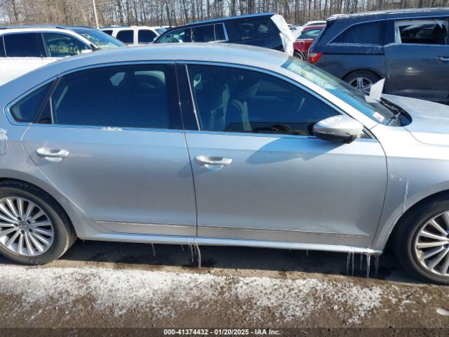 1VWAT7A37GC026369 Volkswagen Passat 1.8t S