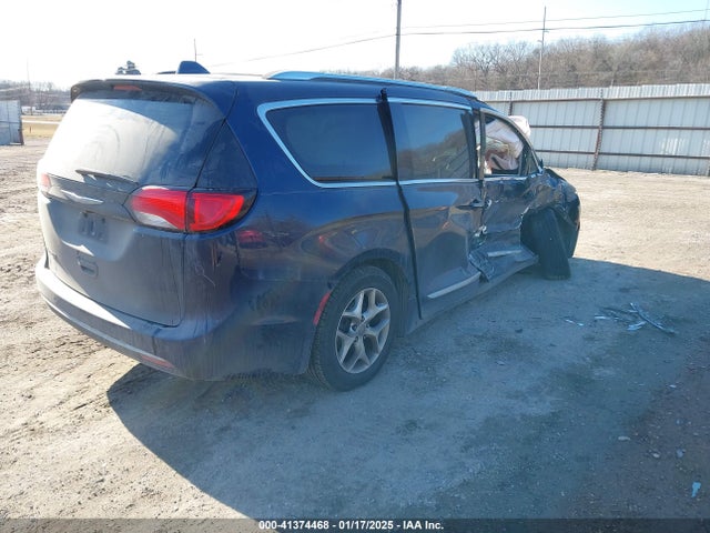 2C4RC1BGXJR127280 Chrysler Pacifica Touring L