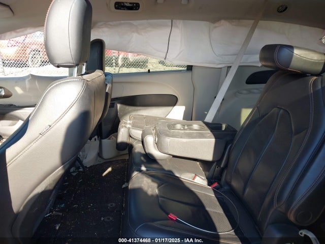 2C4RC1BGXJR127280 Chrysler Pacifica Touring L