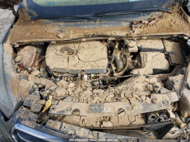 1FMCU0GDXHUD81527 Ford ESCAPE SE