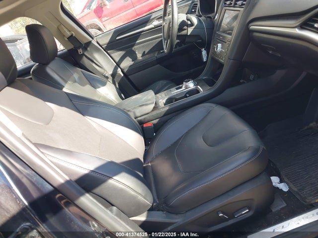 Ford Fusion Plug-in Hybrid Titanium 2020 3FA6P0SU1LR101015 Image 5
