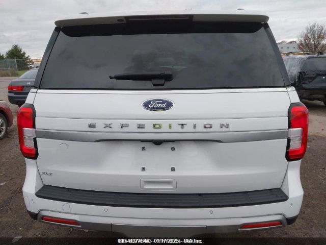 1FMJU1J82REA32804 Ford Expedition Xlt