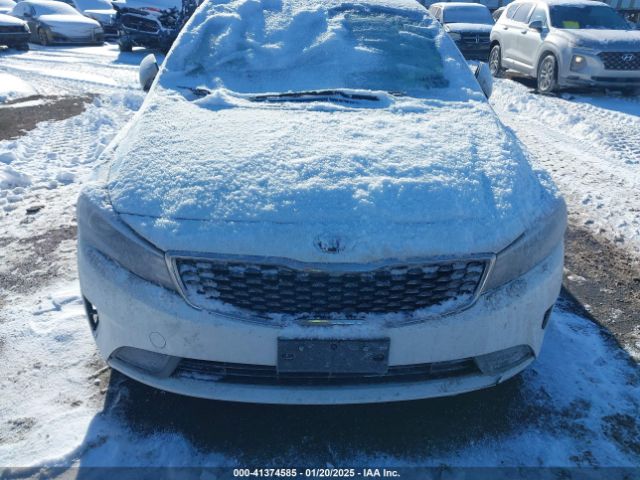 3KPFK4A72JE191677 KIA FORTE LX