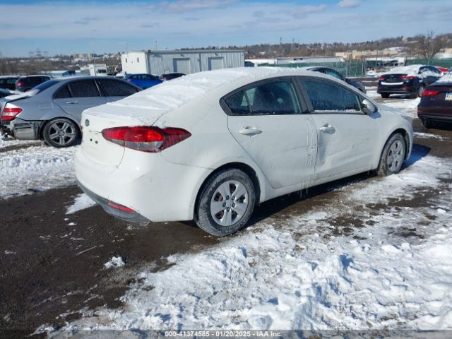 3KPFK4A72JE191677 KIA FORTE LX