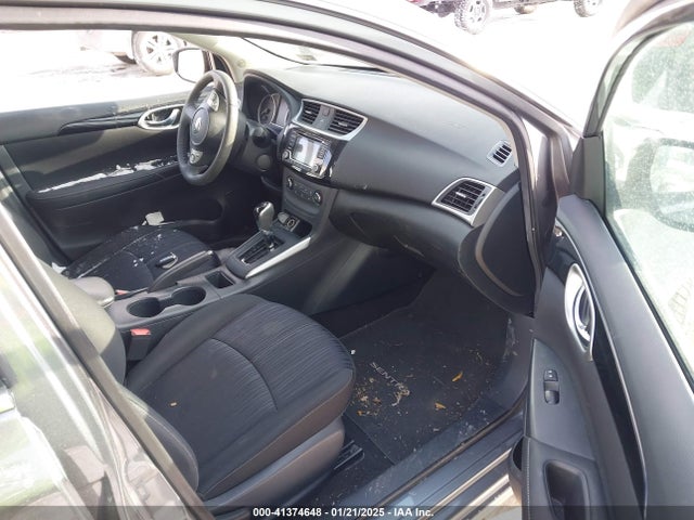 3N1AB7AP5HY302732 Nissan SENTRA SV