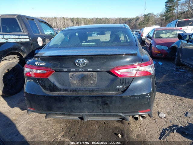 4T1B11HK5JU157739 Toyota CAMRY SE