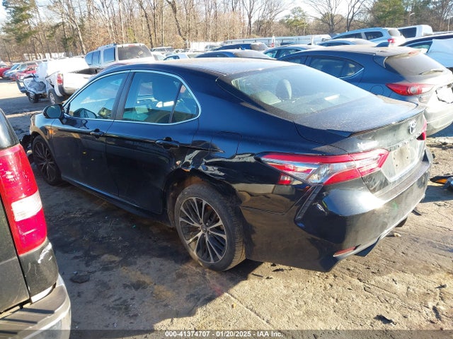 4T1B11HK5JU157739 Toyota CAMRY SE
