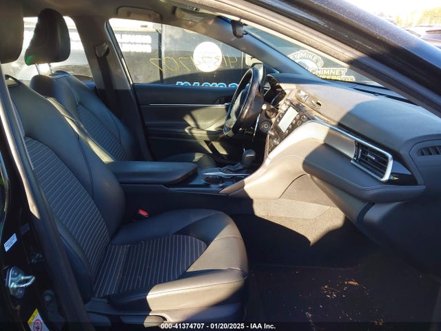 4T1B11HK5JU157739 Toyota CAMRY SE