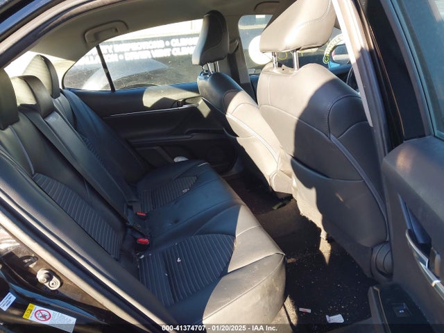 4T1B11HK5JU157739 Toyota CAMRY SE