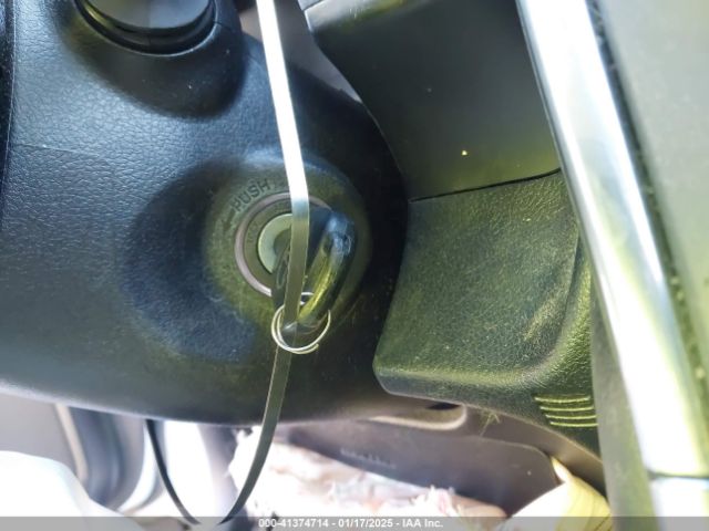 4T1BF1FK8HU318132 Toyota CAMRY SE