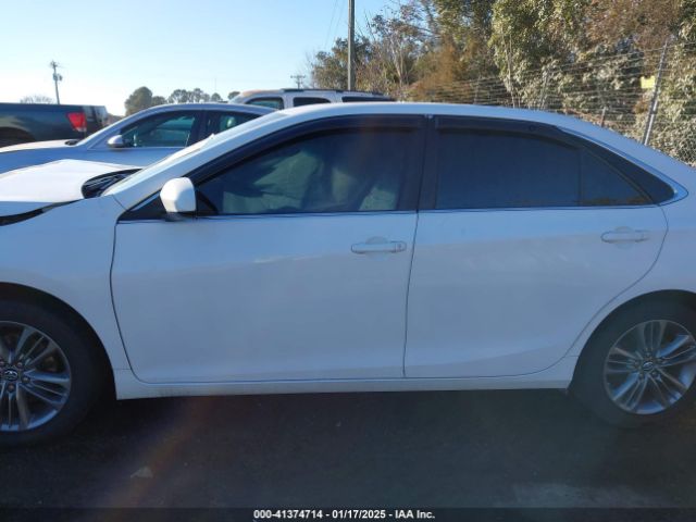 4T1BF1FK8HU318132 Toyota CAMRY SE