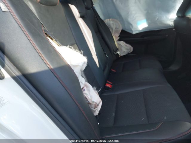 4T1BF1FK8HU318132 Toyota CAMRY SE