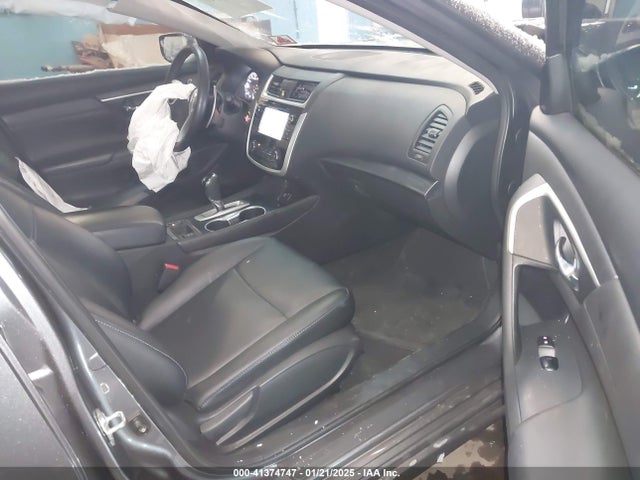 1N4AL3AP5JC248257 Nissan Altima 2.5 Sr