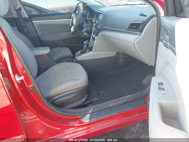 5NPD84LF5LH595789 Hyundai ELANTRA SEL