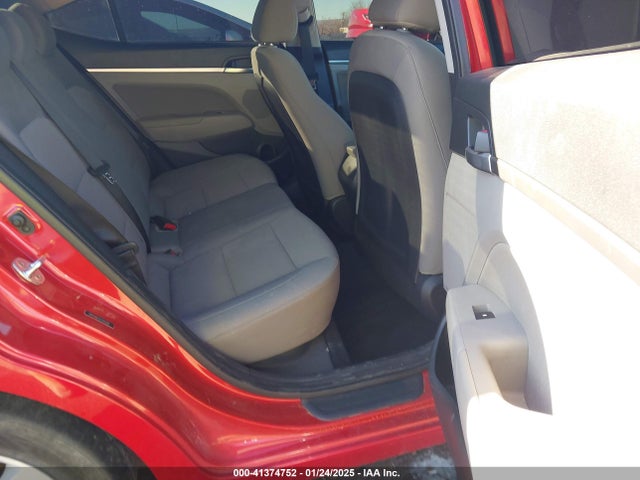 5NPD84LF5LH595789 Hyundai ELANTRA SEL
