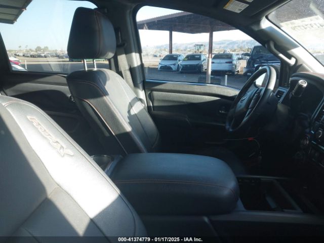 1N6AA1ED3MN512957 Nissan Titan Pro-4x 4x4