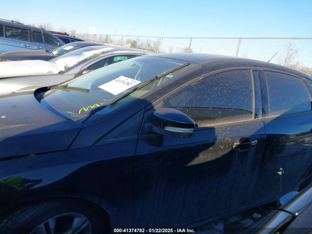Ford FOCUS SE 2014 1FADP3F26EL245517 Image 13