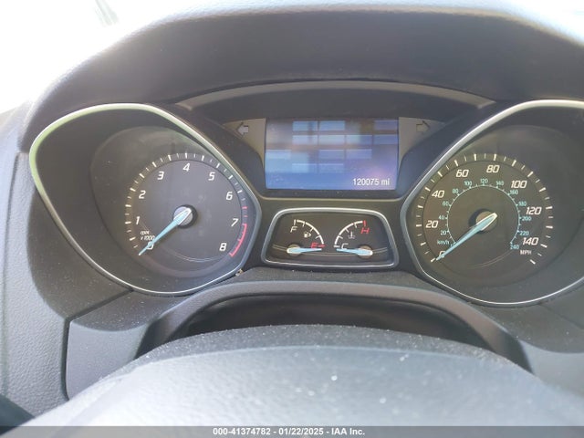 Ford FOCUS SE 2014 1FADP3F26EL245517 Image 7