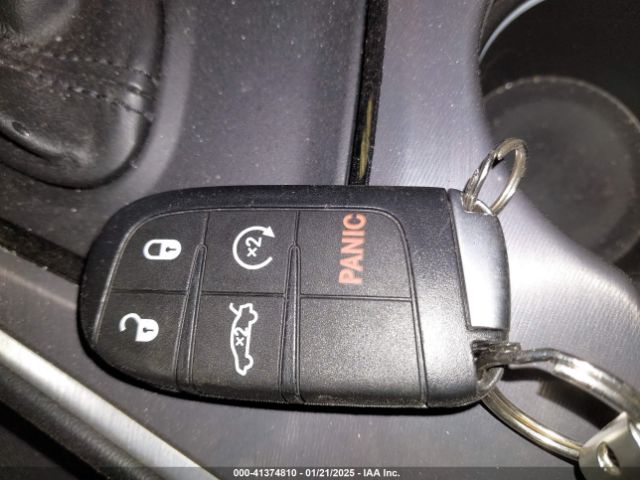 2C3CDZKG3NH156704 Dodge Challenger Gt Awd