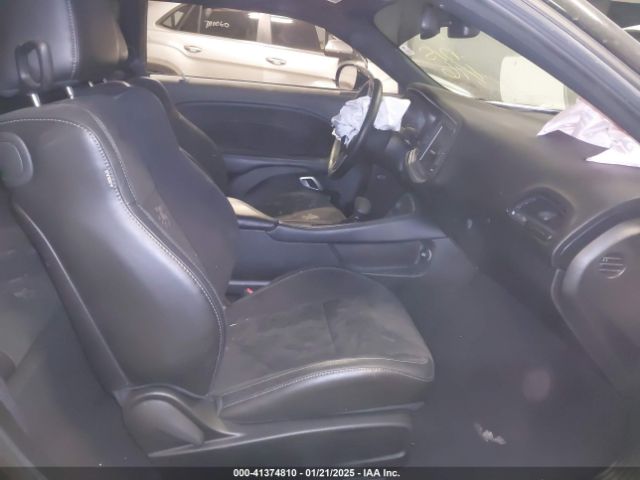 2C3CDZKG3NH156704 Dodge Challenger Gt Awd