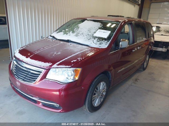 2C4RC1GGXFR597180 Chrysler Town & Country Limited Platinum