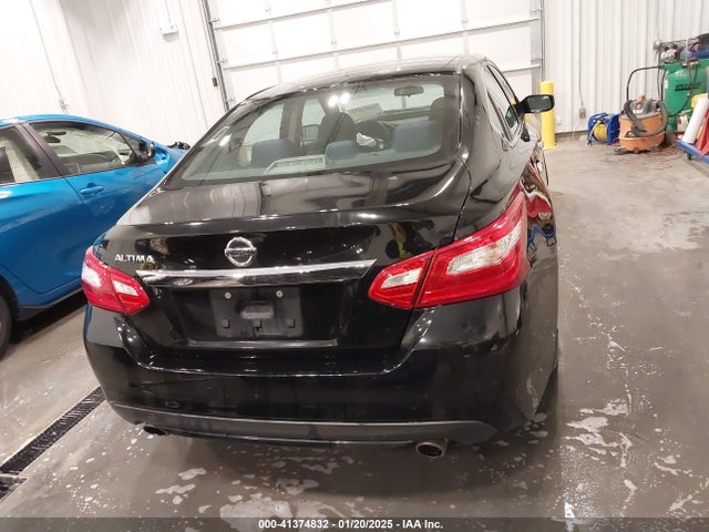 Nissan Altima 2.5 S 2017 1N4AL3AP6HN342968 Image 17