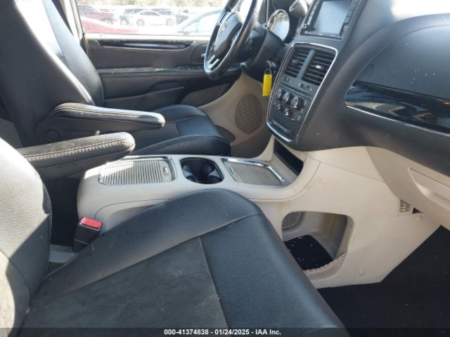 2C4RDGCG8KR774213 Dodge Grand Caravan Sxt