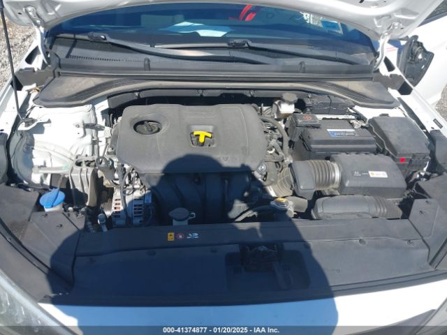 5NPD74LFXKH425770 Hyundai ELANTRA SE