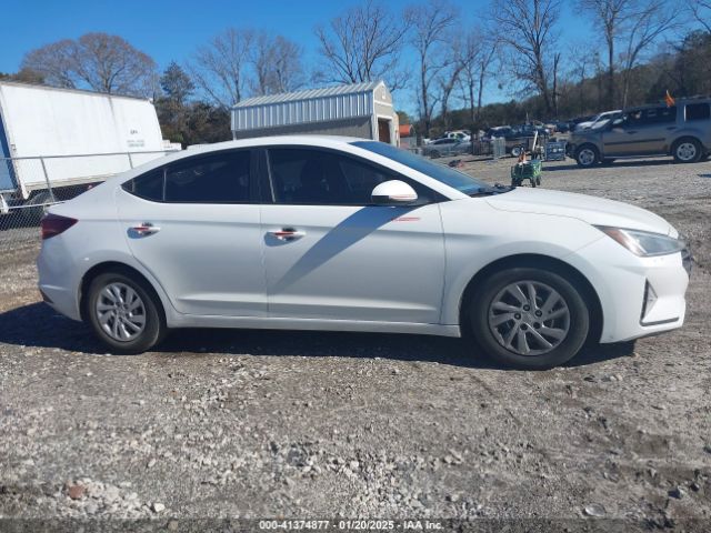 5NPD74LFXKH425770 Hyundai ELANTRA SE