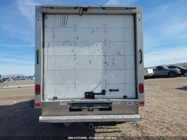 Ford Transit-350 Cab Chassis 2018 1FDBF8ZMXJKA65886 Image 16