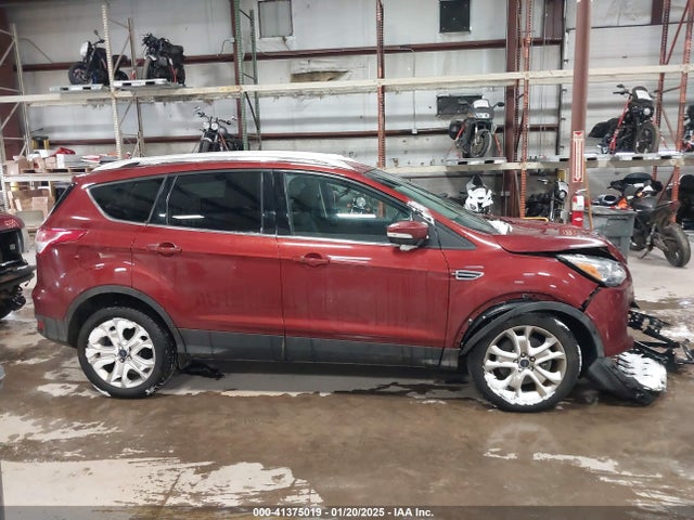 1FMCU9JX6GUB57497 Ford Escape Titanium