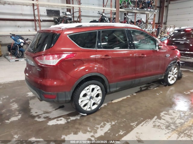 1FMCU9JX6GUB57497 Ford Escape Titanium