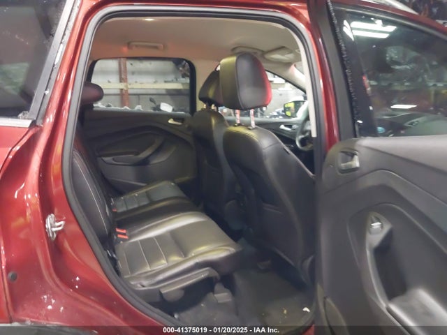 1FMCU9JX6GUB57497 Ford Escape Titanium