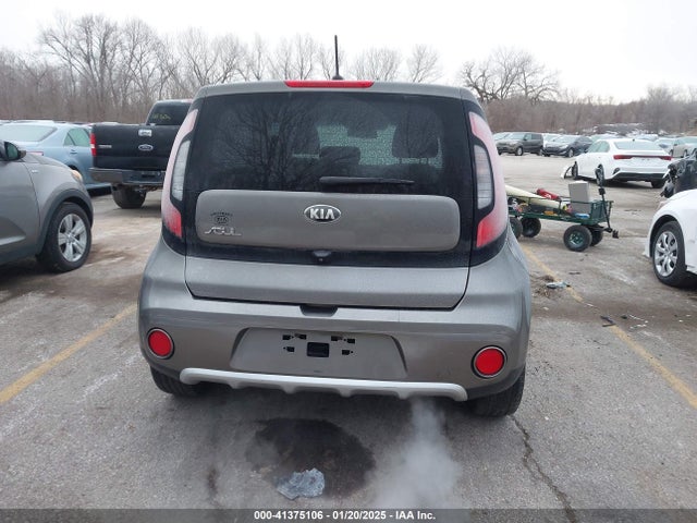 KIA SOUL + 2017 KNDJP3A58H7411127 Image 16