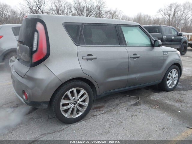 KIA SOUL + 2017 KNDJP3A58H7411127 Image 4