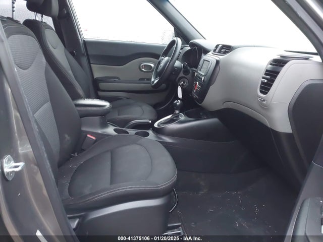 KIA SOUL + 2017 KNDJP3A58H7411127 Image 5