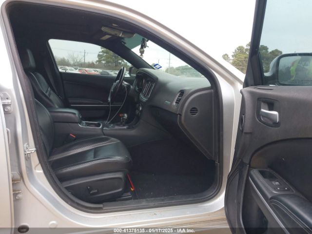 2C3CDXBG2KH721122 Dodge Charger Sxt Rwd