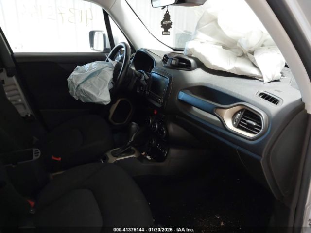 ZACCJBBT2FPC16738 Jeep Renegade Latitude