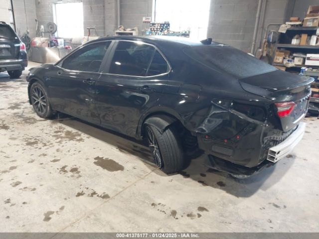 4T1G11BK1NU069517 Toyota Camry Se Awd