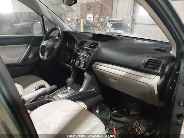 Subaru Forester 2.5i Premium 2015 JF2SJADC7FH809359 Image 5