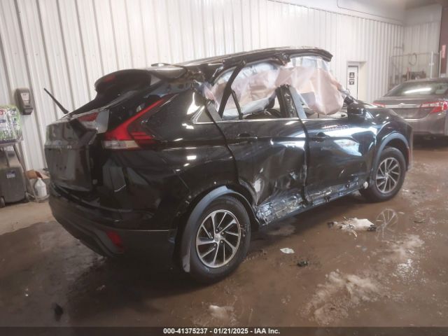 2022 MITSUBISHI ECLIPSE CROSS JA4ATUAAXNZ047303 Photo 3