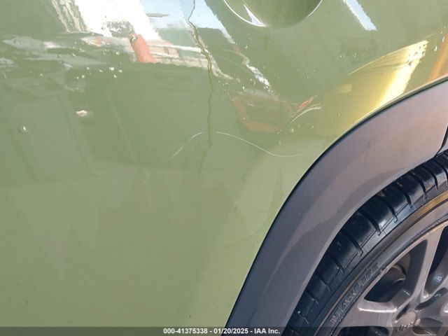 ZACCJABW0GPC84719 Jeep Renegade 75th Anniversary