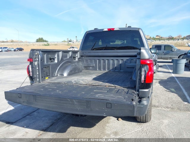 1FTVW1EL8NWG09452 Ford F-150 Lightning Xlt