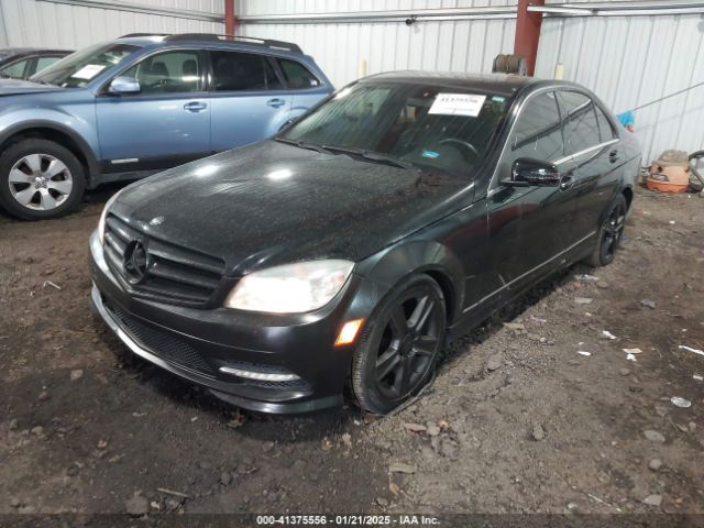 2011 MERCEDES-BENZ C 300 WDDGF8BB8BR185865 Photo 1