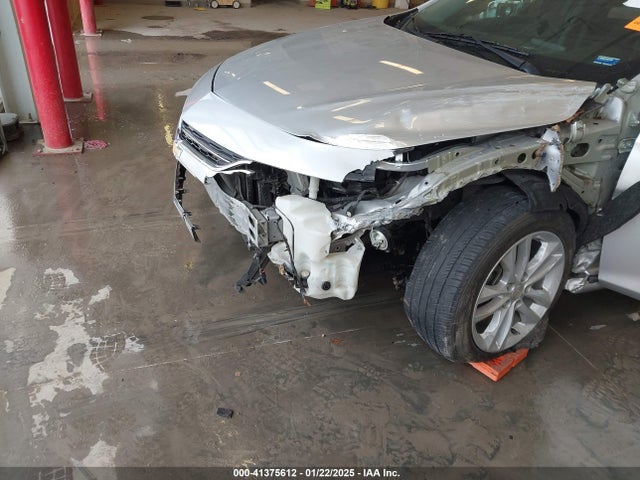 1G1ZD5ST9JF132794 Chevrolet MALIBU LT