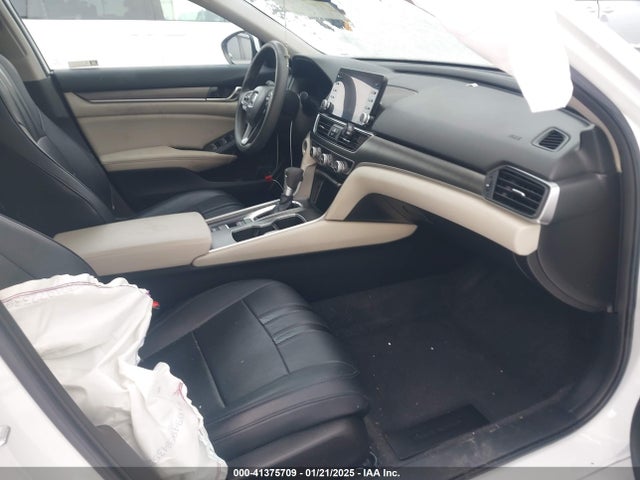 1HGCV1F10NA010325 Honda ACCORD LX