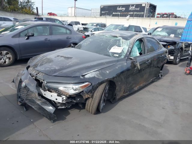ZARFAECN9J7578818 Alfa Romeo Giulia Ti Sport Rwd