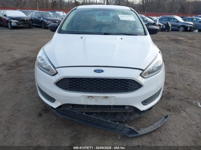 1FADP3E2XHL321942 Ford FOCUS S