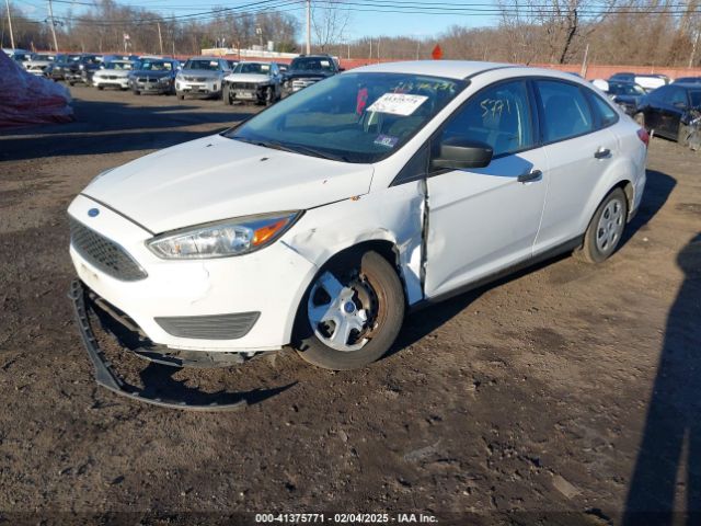 1FADP3E2XHL321942 Ford FOCUS S