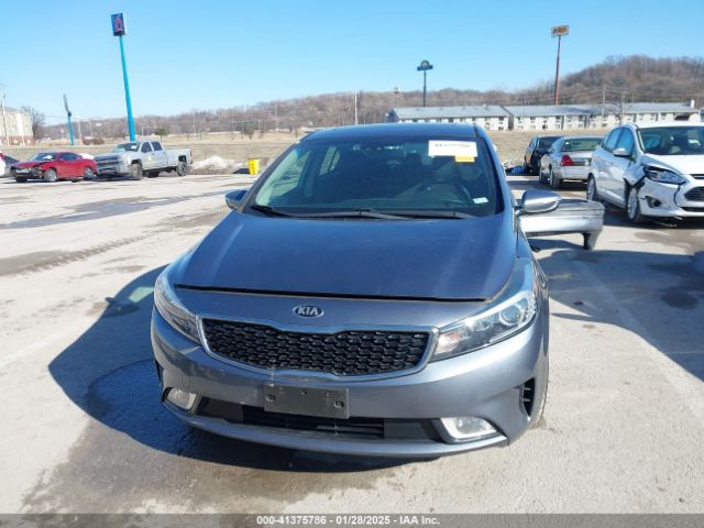 3KPFL4A75JE215774 KIA FORTE S